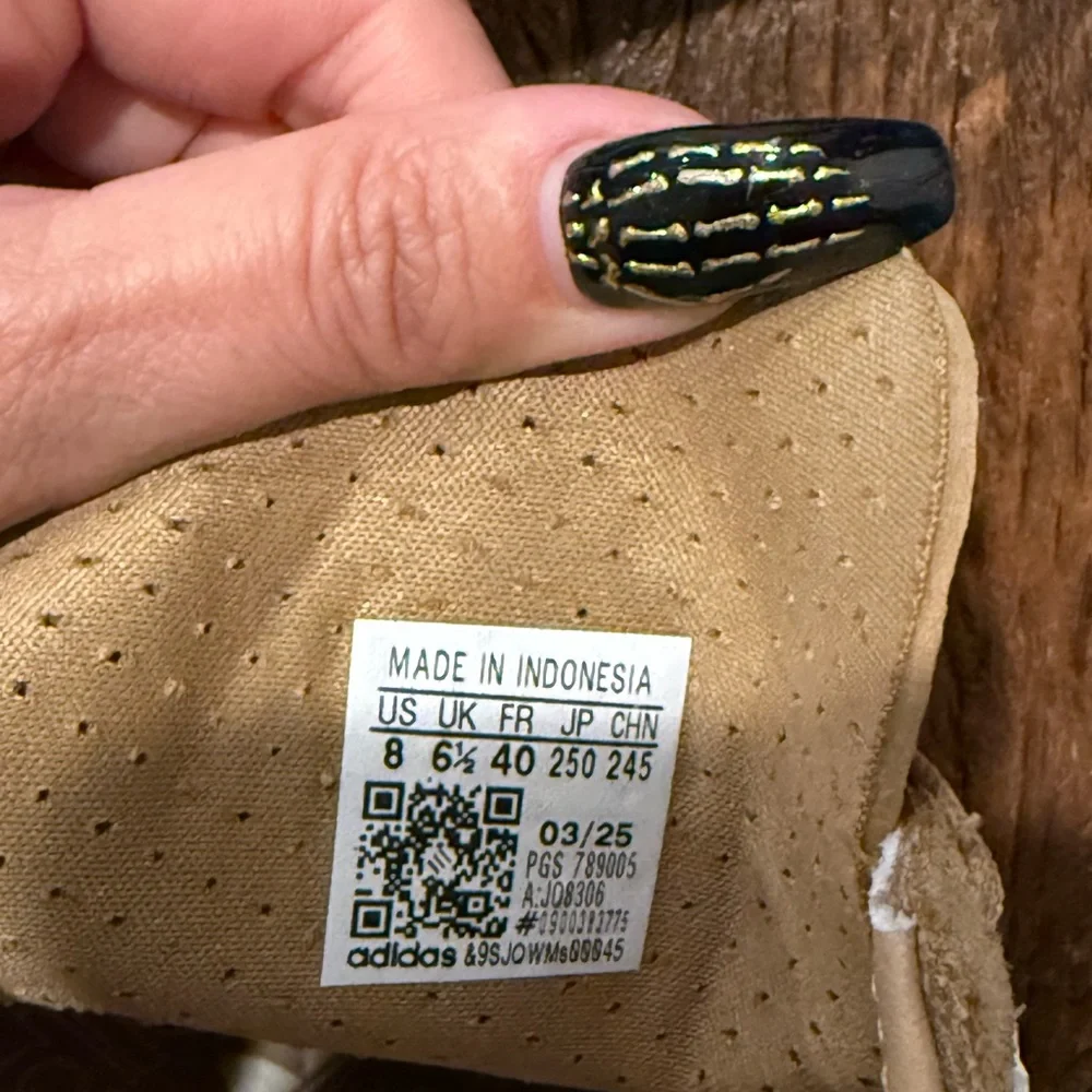 Adidas Women’s SL 72 OG Cardboard/Off-White/Gum Sneakers - Picture 3 of 6